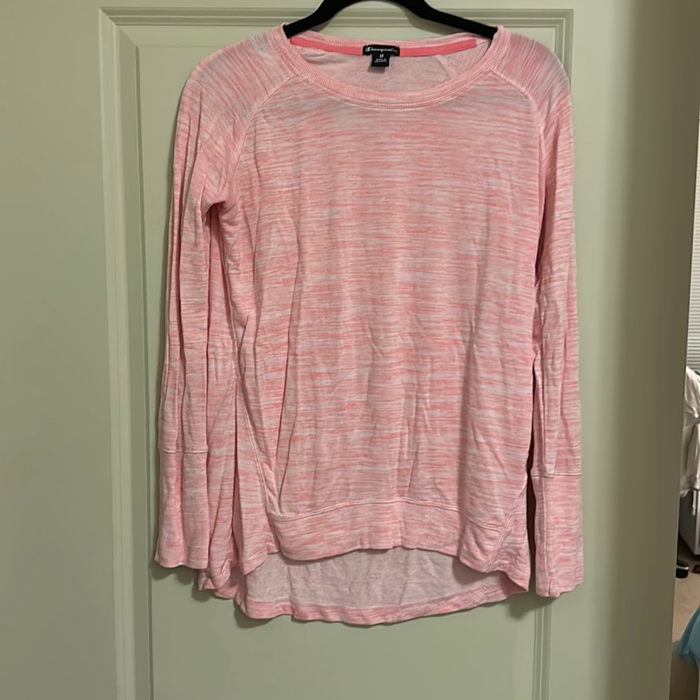 Champion salmon sweater — size M